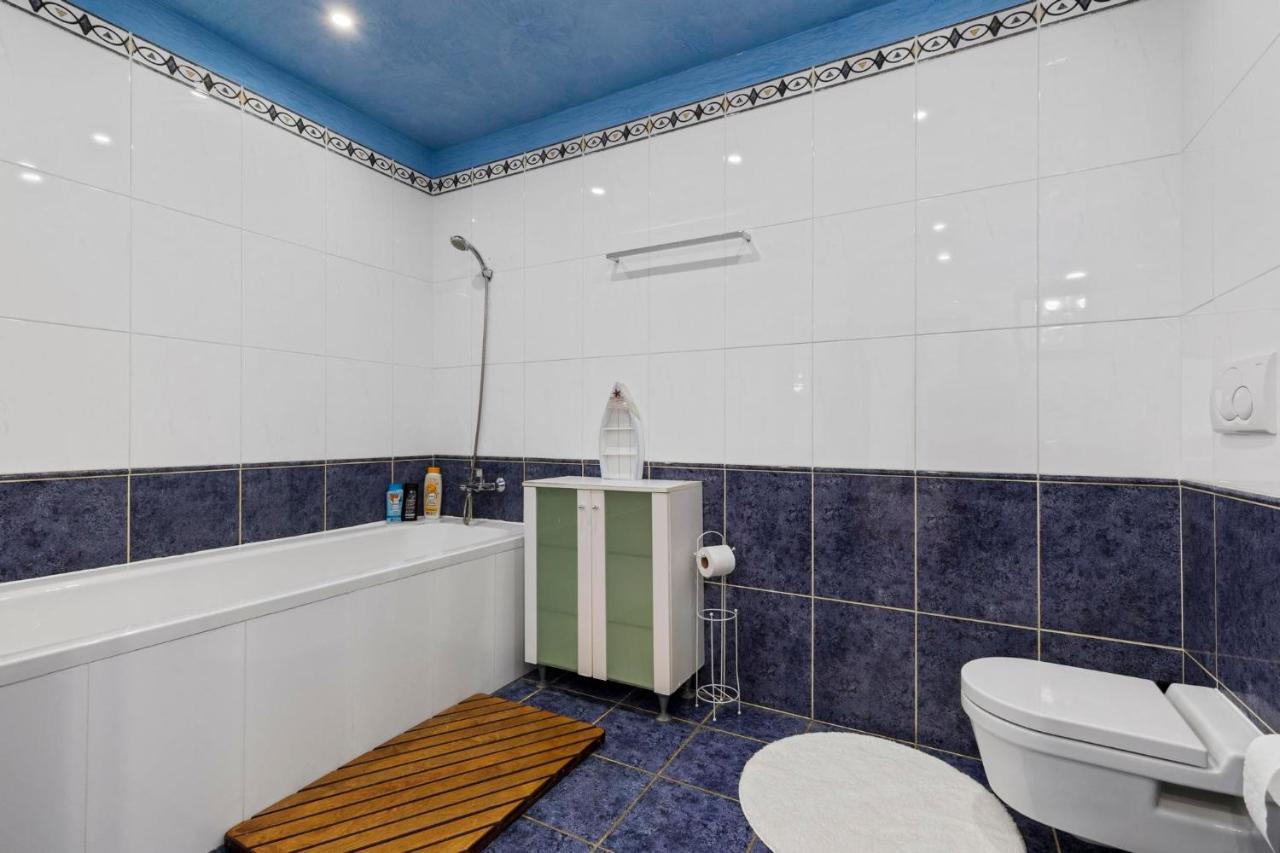 Family Hub In Centre Apartment Bratislava Luaran gambar