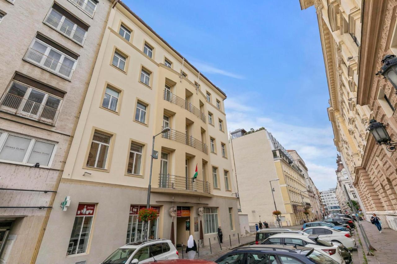 Family Hub In Centre Apartment Bratislava Luaran gambar